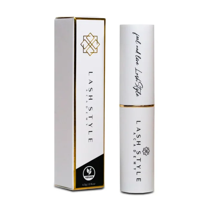 Lippenbalsam mit SPF 20, Lippenpflege Schweiz, Bienenwachs Lippenbalsam, Shea Butter Lippenpflege, Sonnenschutz Lippen, LashStyle Schweiz Produkte, wasserfester Lippenbalsam